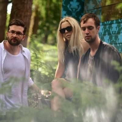 Haelos announce debut album ‘Full Circle’ - hear ‘Oracle’