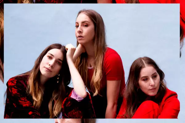 Sisters, Ledge: Haim