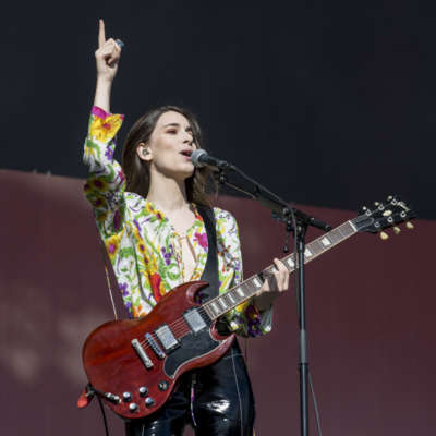 Haim bring the California sunshine to Glastonbury’s Other Stage