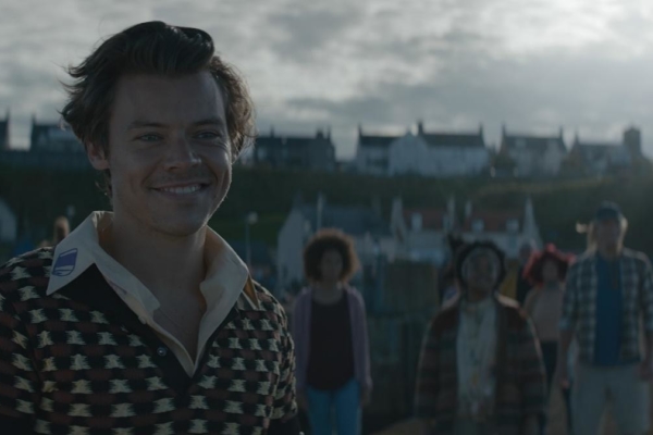 Harry Styles befriends a fish in new ‘Adore You’ video