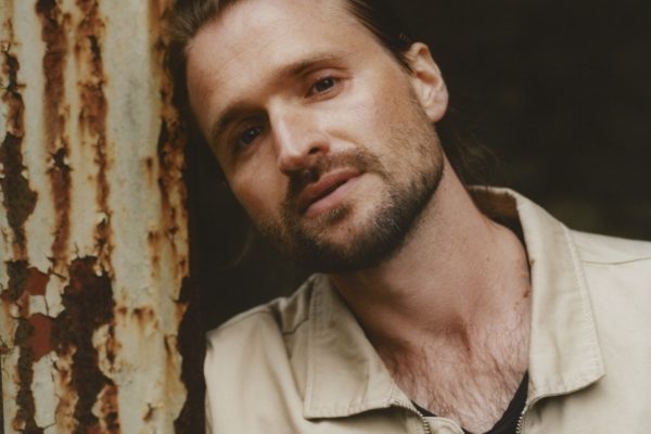 Hayden Thorpe unveils new single 'Metafeeling'