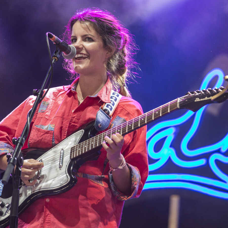 Ride, Hinds and more join Green Man Festival 2017