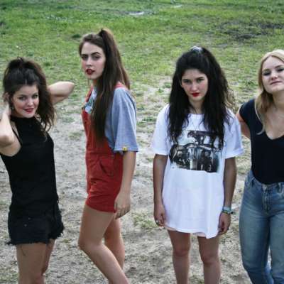 Hinds - Garden
