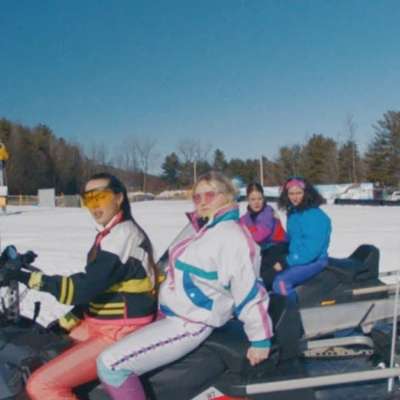 Hinds take to the ski slopes in their video for ‘The Club’