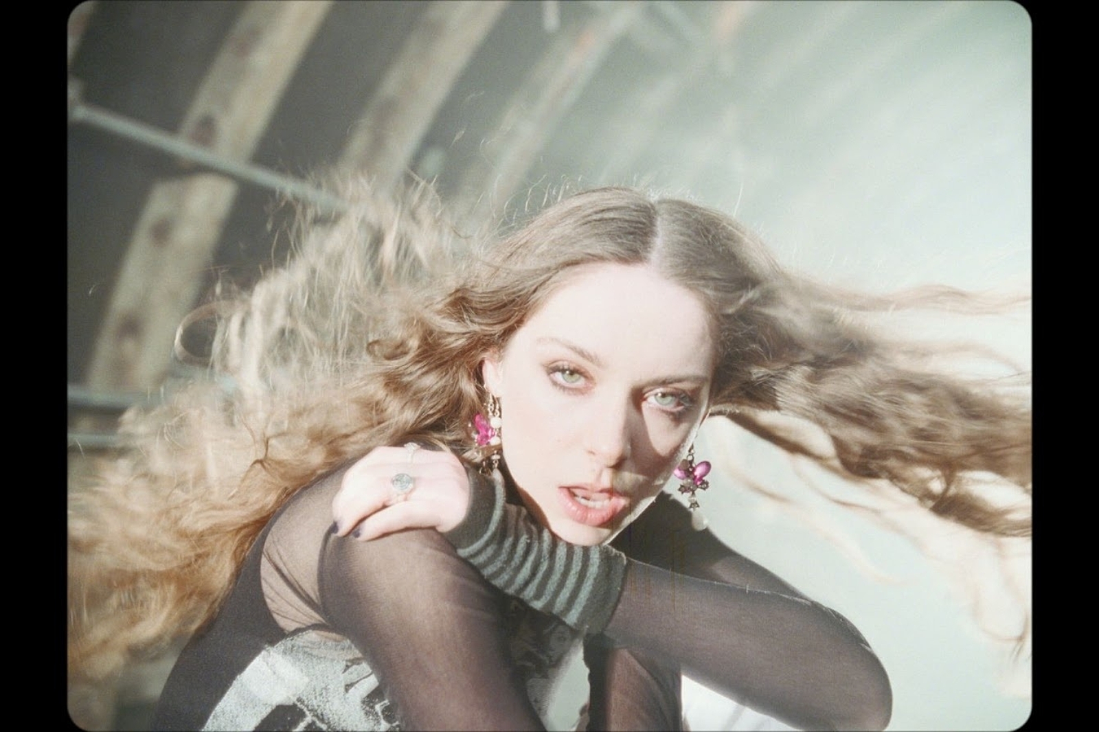 Holly Humberstone drops the video for 'London Is Lonely'