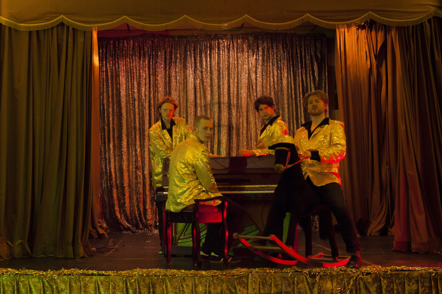 London oddballs Horsey share surreal, jazz apocalypse ‘Bread & Butter’