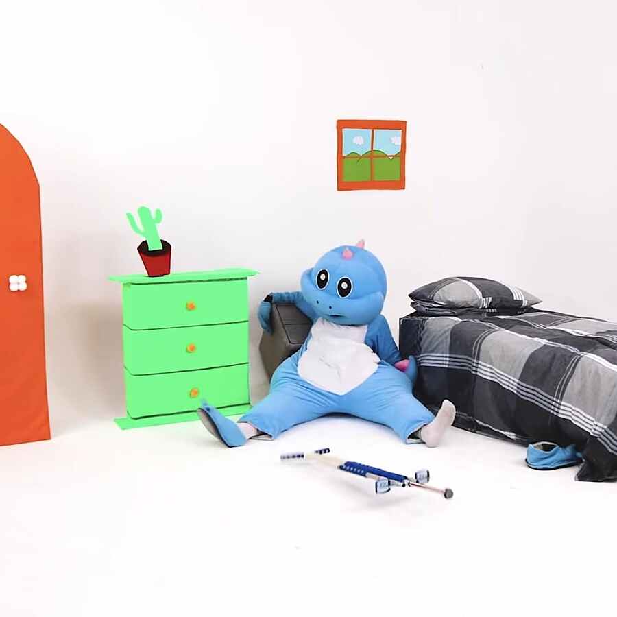 Indoor Pets share video for ‘Pro Procrastinator’