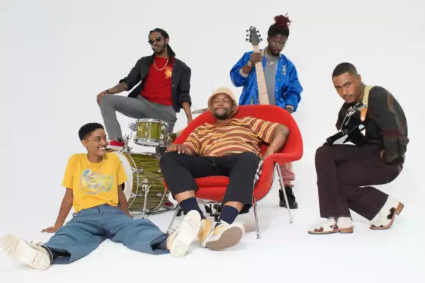 The Internet share new track 'La Di Da'