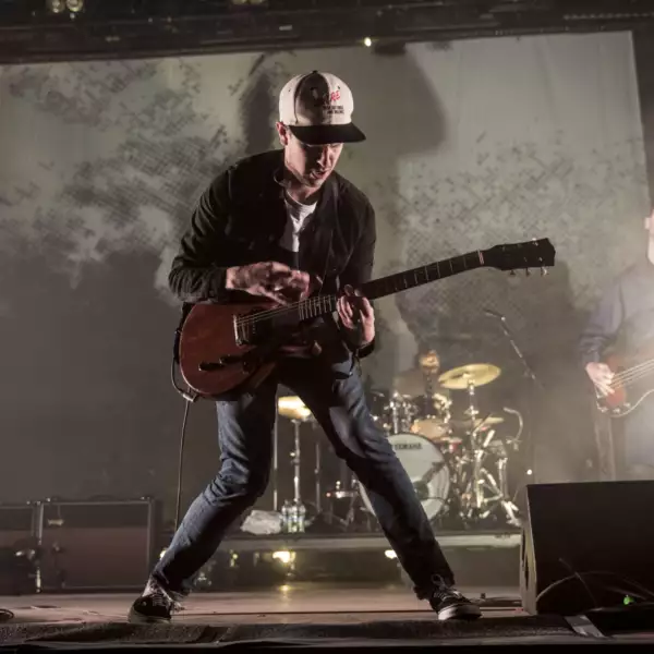Jamie T kicks off Bestival 2017 with singalongs and a Dave Grohl shout out