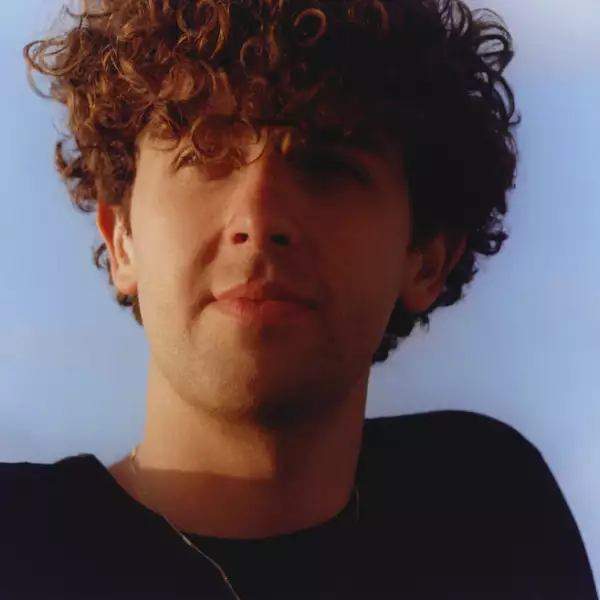 Jamie xx unveils new song 'Idontknow'