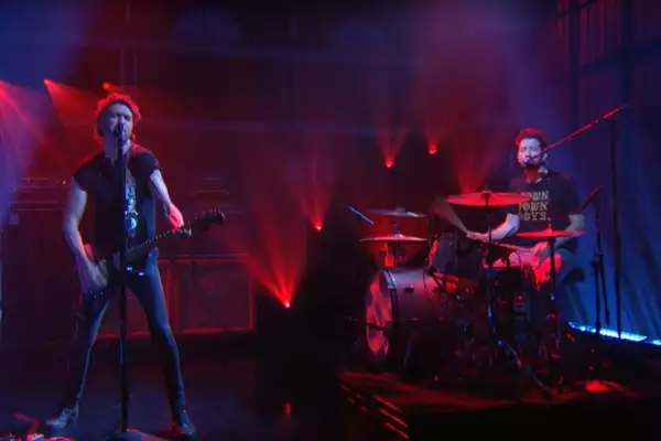 Watch Japandroids play ‘No Known Drink Or Drug’ on Seth Myers