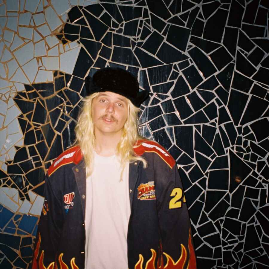 Jawny teams up with Beck for new version of 'Take It Back'
