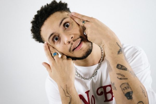 Jelani Blackman shares the video for 'Bubblin'