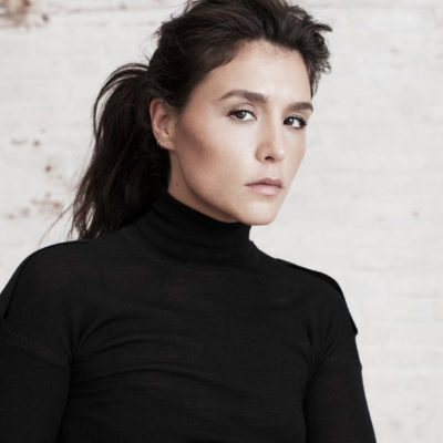 Jessie Ware performs ‘Say You Love Me’ on The Late Late Show
