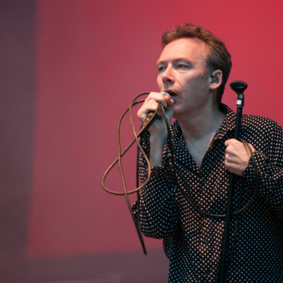 Watch The Jesus and Mary Chain and Sky Ferreira team up on Colbert