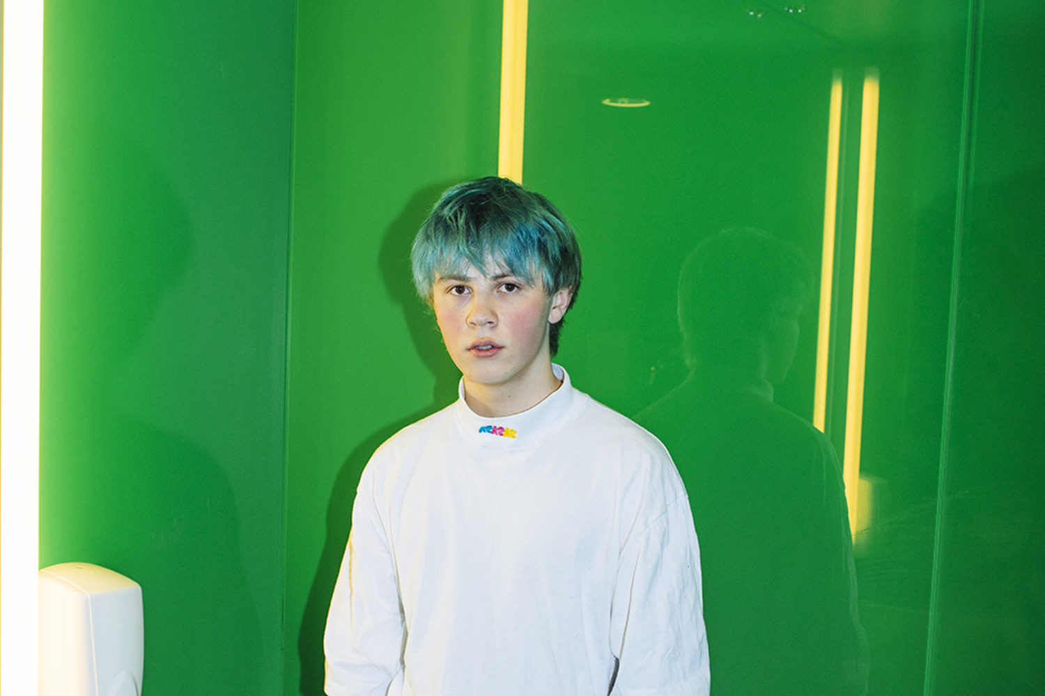 Listen to the glistening teenage nostalgia of Jimi Somewhere's '1st Place'