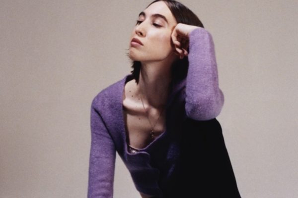 Julia Bardo releases new single 'Impossible'