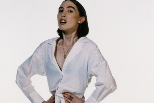 Julia Bardo announces debut album 'Bauhaus, L’Appartamento'