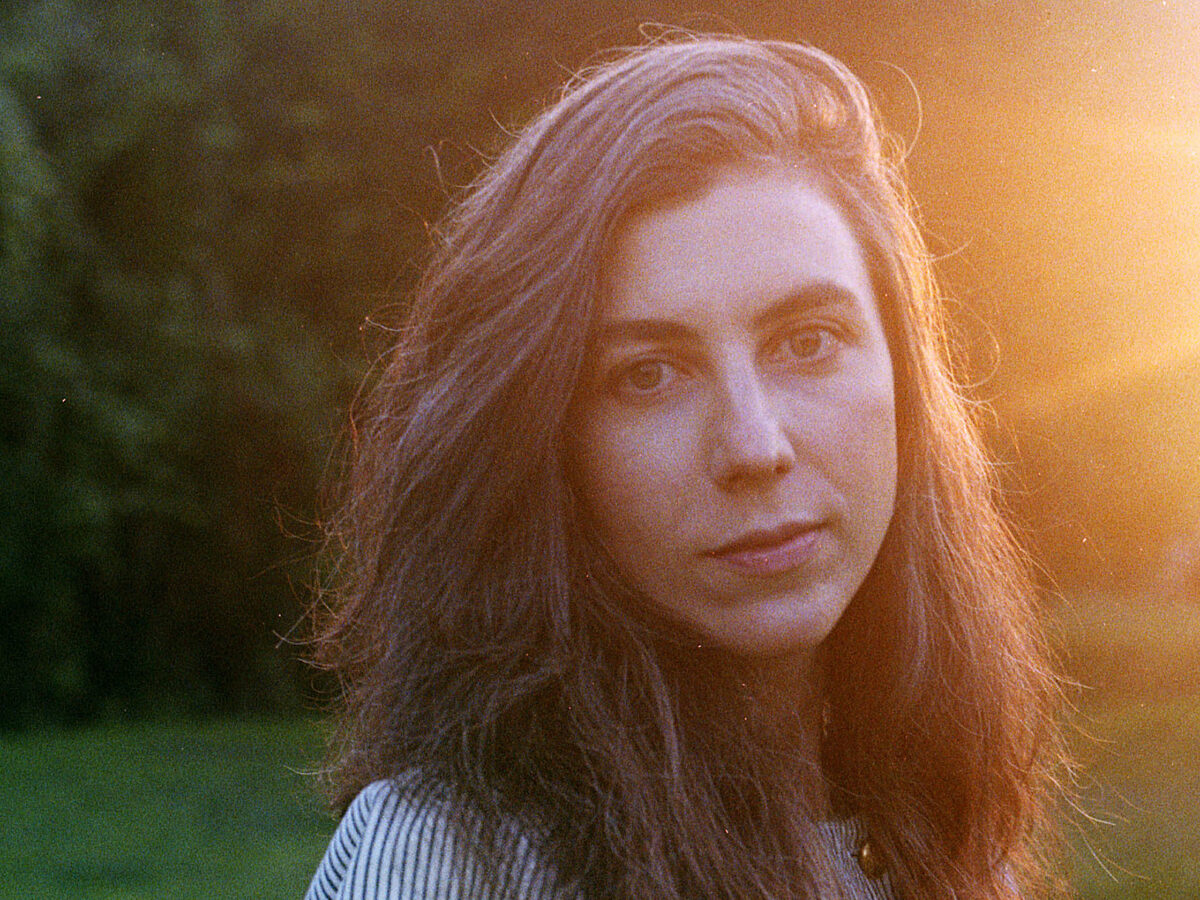 bønner Forblive Høring Julia Holter talks the empathy and escape of new album 'Aviary' | DIY  Magazine