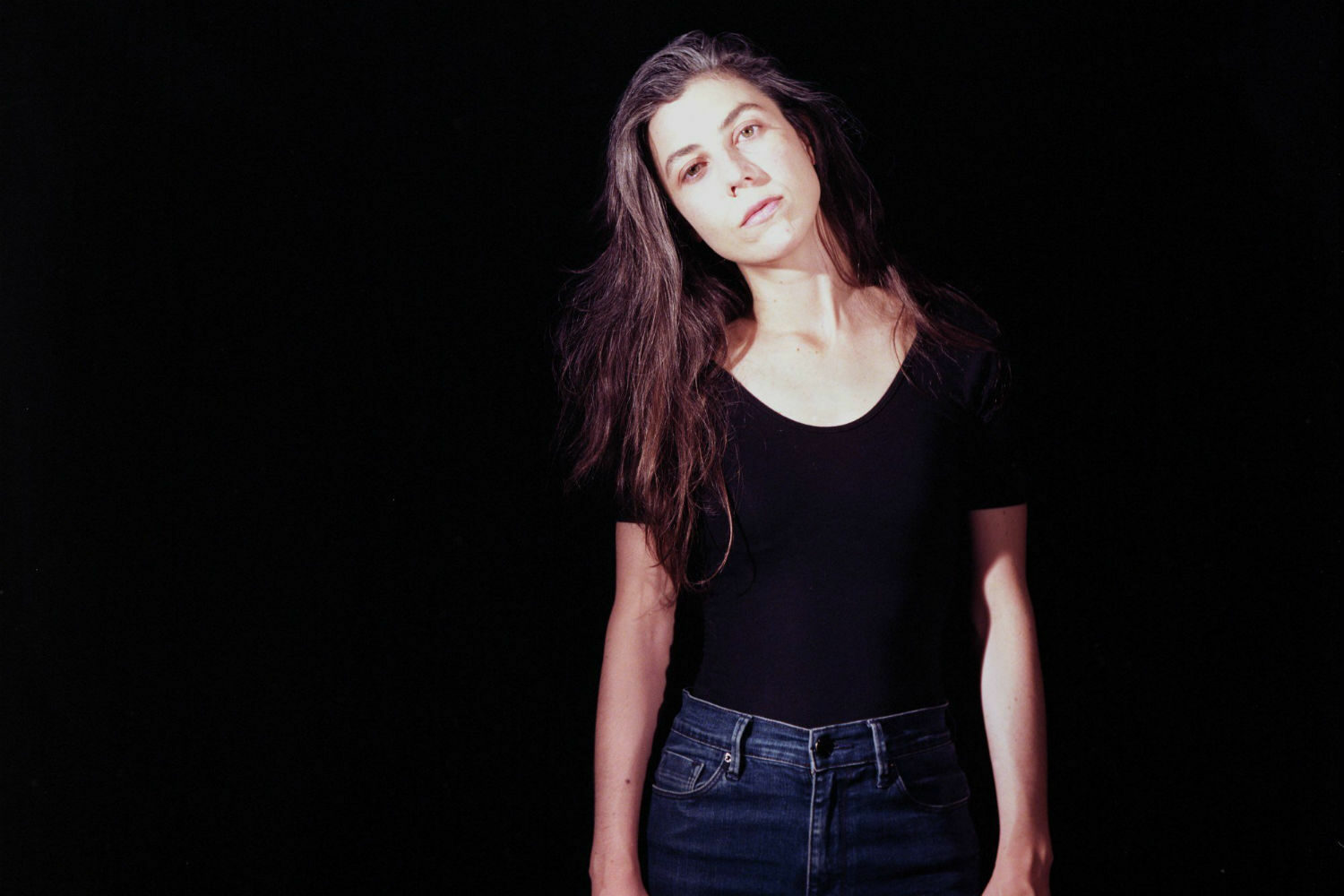Julia Holter unveils video for ‘Whether’ 