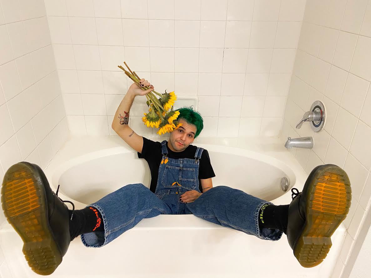 Julian Skiboat unveils new song ‘Flowers’