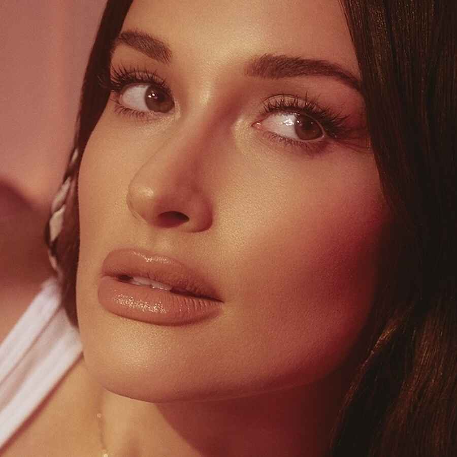Kacey Musgraves reveals new track 'justified'