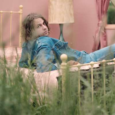 Kevin Morby shares two new songs ‘Don’t Underestimate Midwest American Sun’ and ‘Wander’