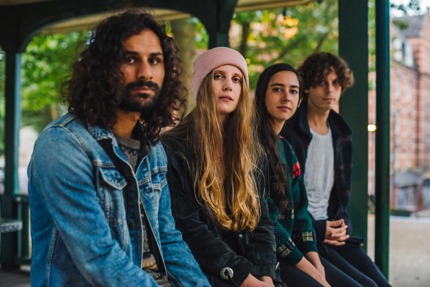 Kid Wave play debut live session on BBC 6 Music