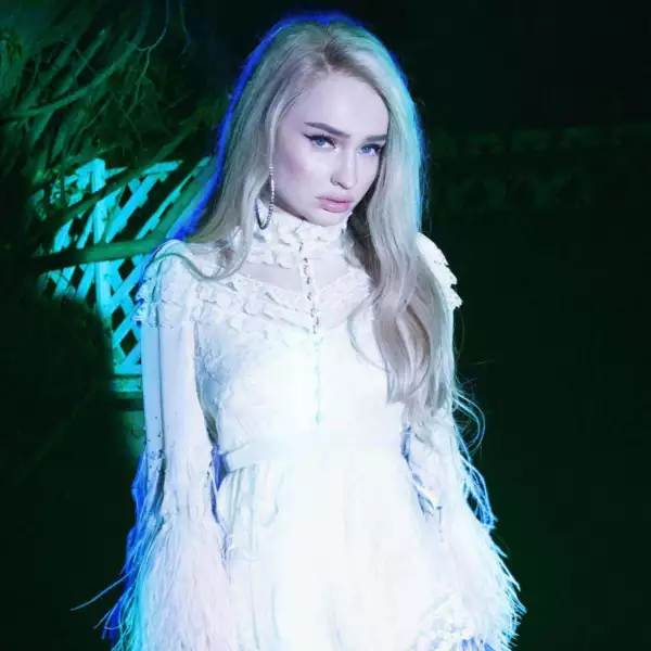 Kim Petras teases new music