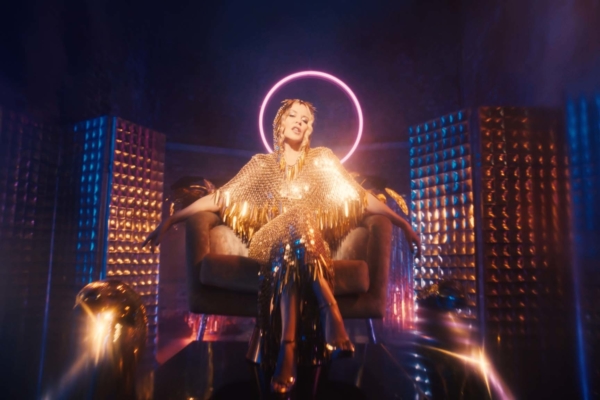 Kylie announces ‘Infinite Disco’
