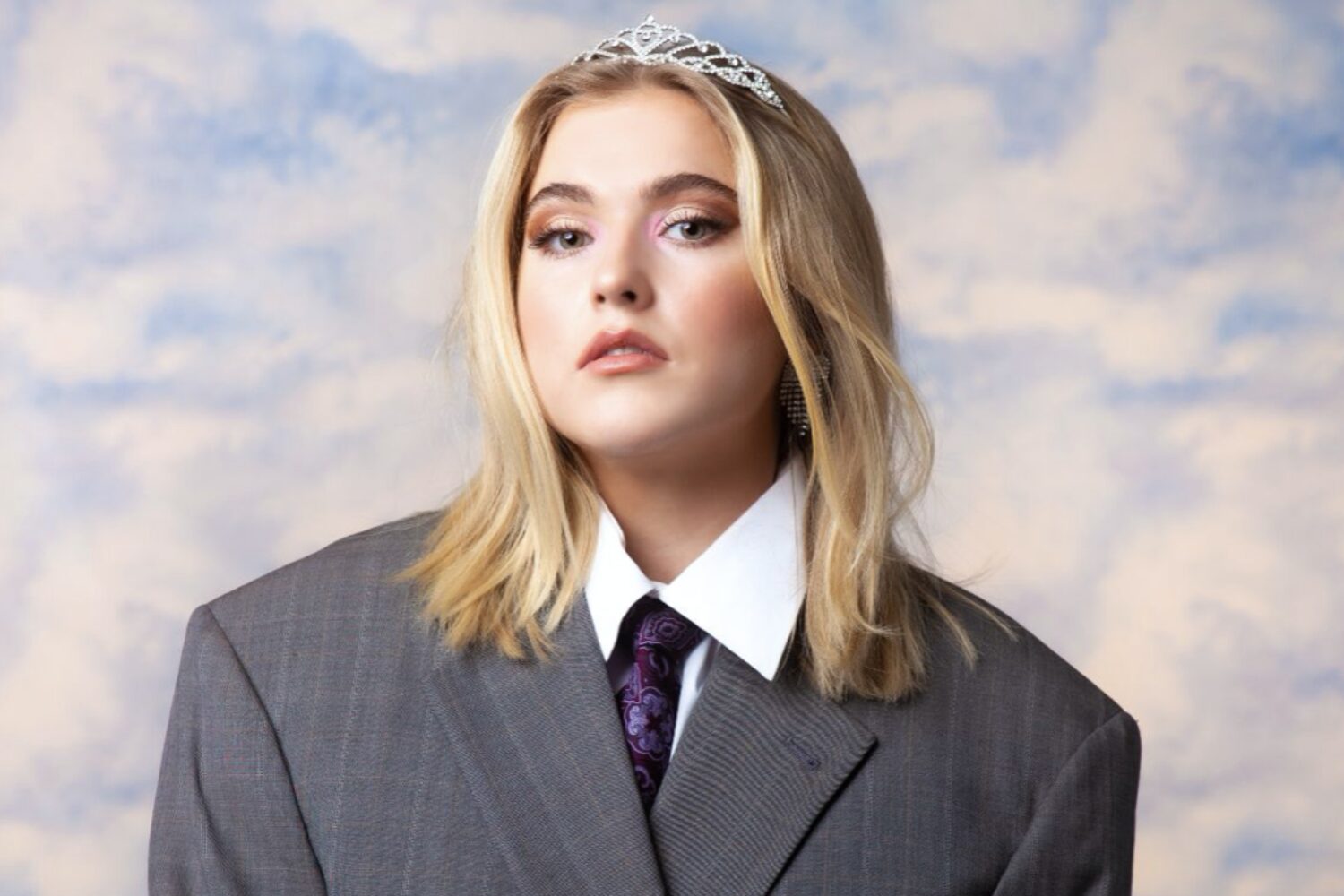 LOVA announces debut album ‘Grown-ish’