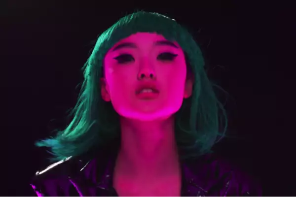 LVRA offers up thrilling new track 'Gets Me Going'