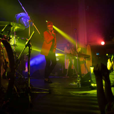 La Roux makes London live comeback