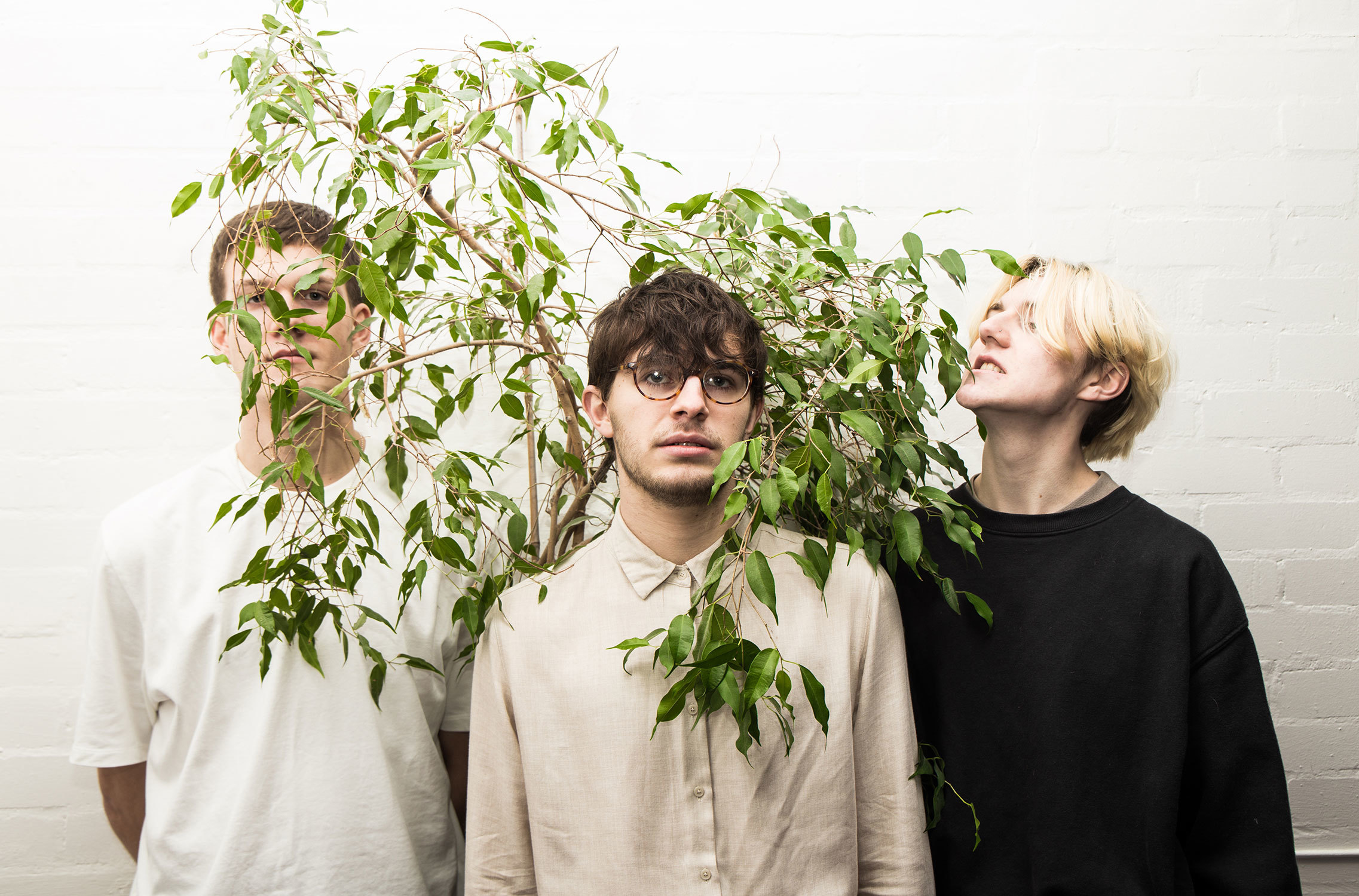 Oxford’s Lacuna Common tackle relationship anxiety on the anthemic ‘Not The Same’