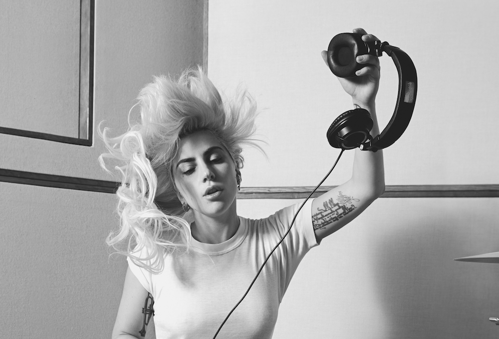 Lady Gaga is replacing Beyoncé at Coachella 2017