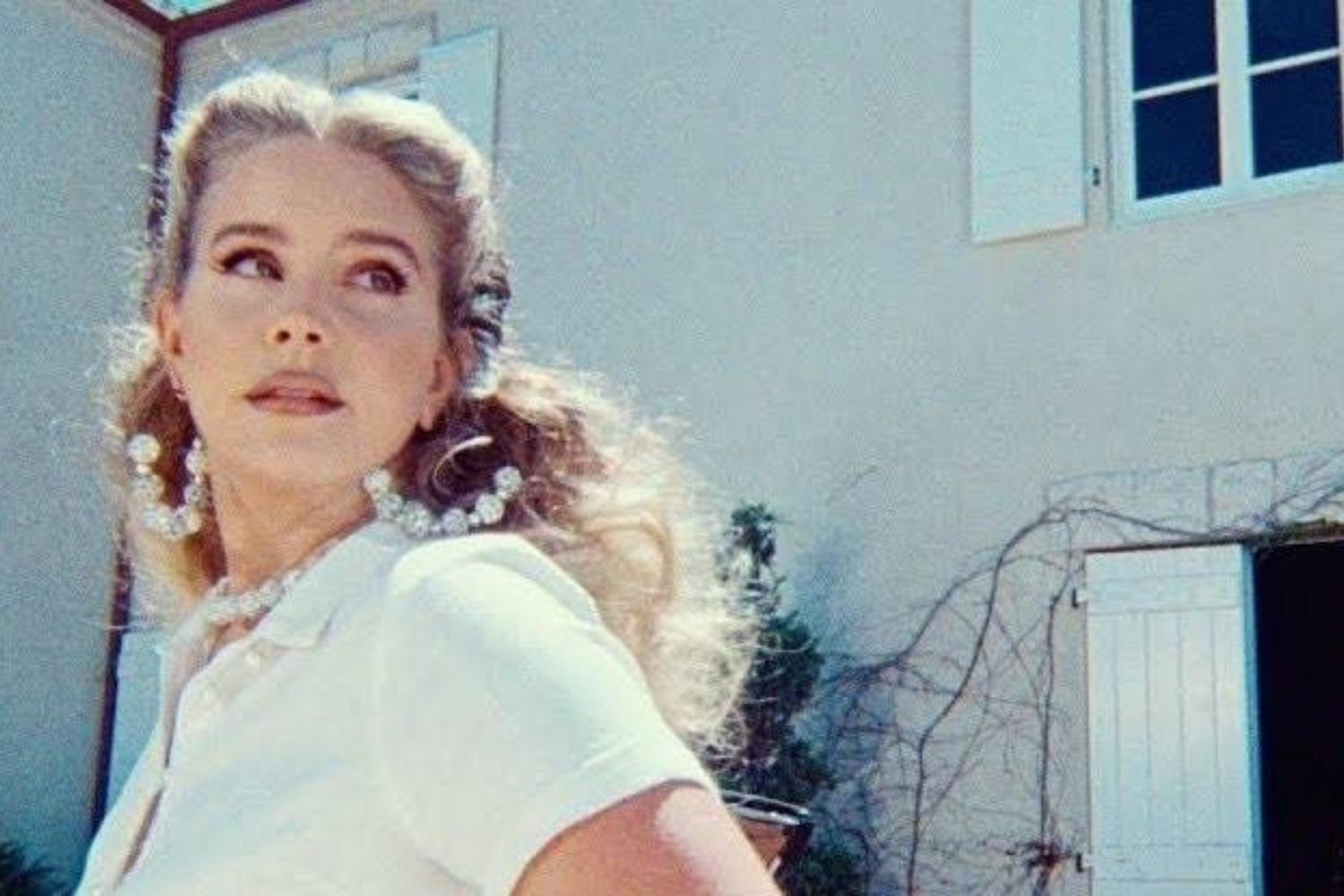 Lana Del Rey unveils ‘Chemtrails Over The Country Club’ video
