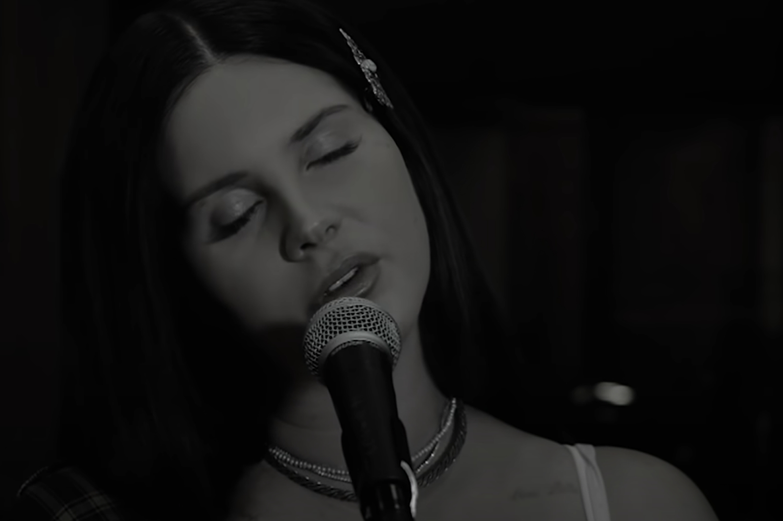 Lana Del Rey has a new song in 'Euphoria'