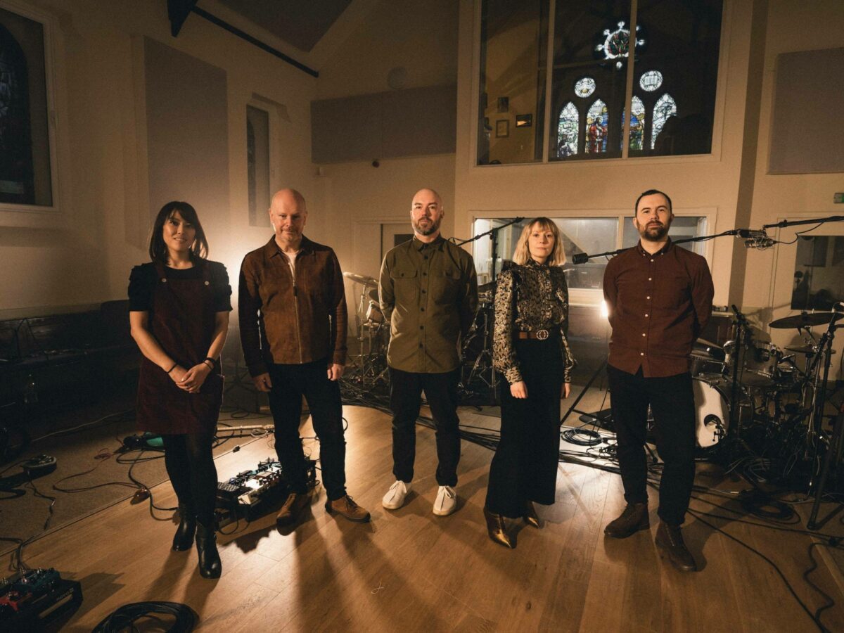 Lanterns on the Lake share new single 'Real Life' - Vimarsana News