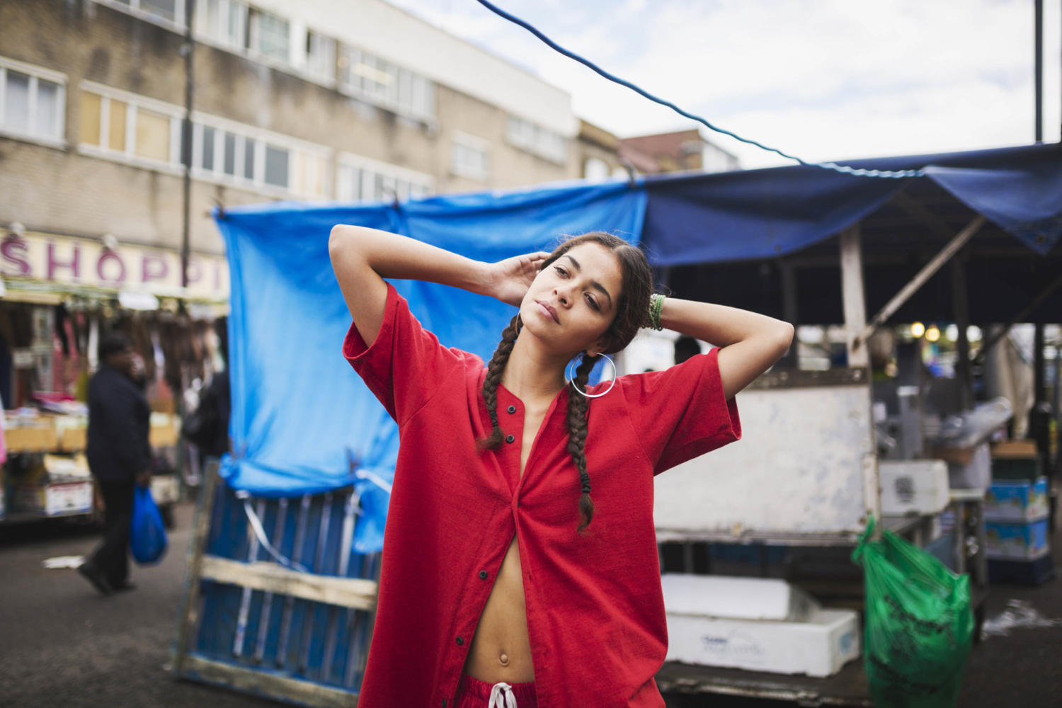 Lao Ra returns with the sparkling ‘No Pressure’