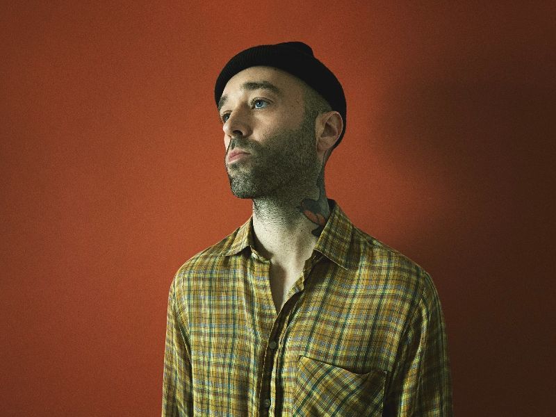 Laundromat shares new single ‘Flat Planet’