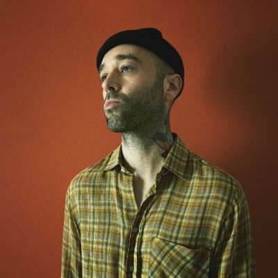 Laundromat shares new single ‘Flat Planet’