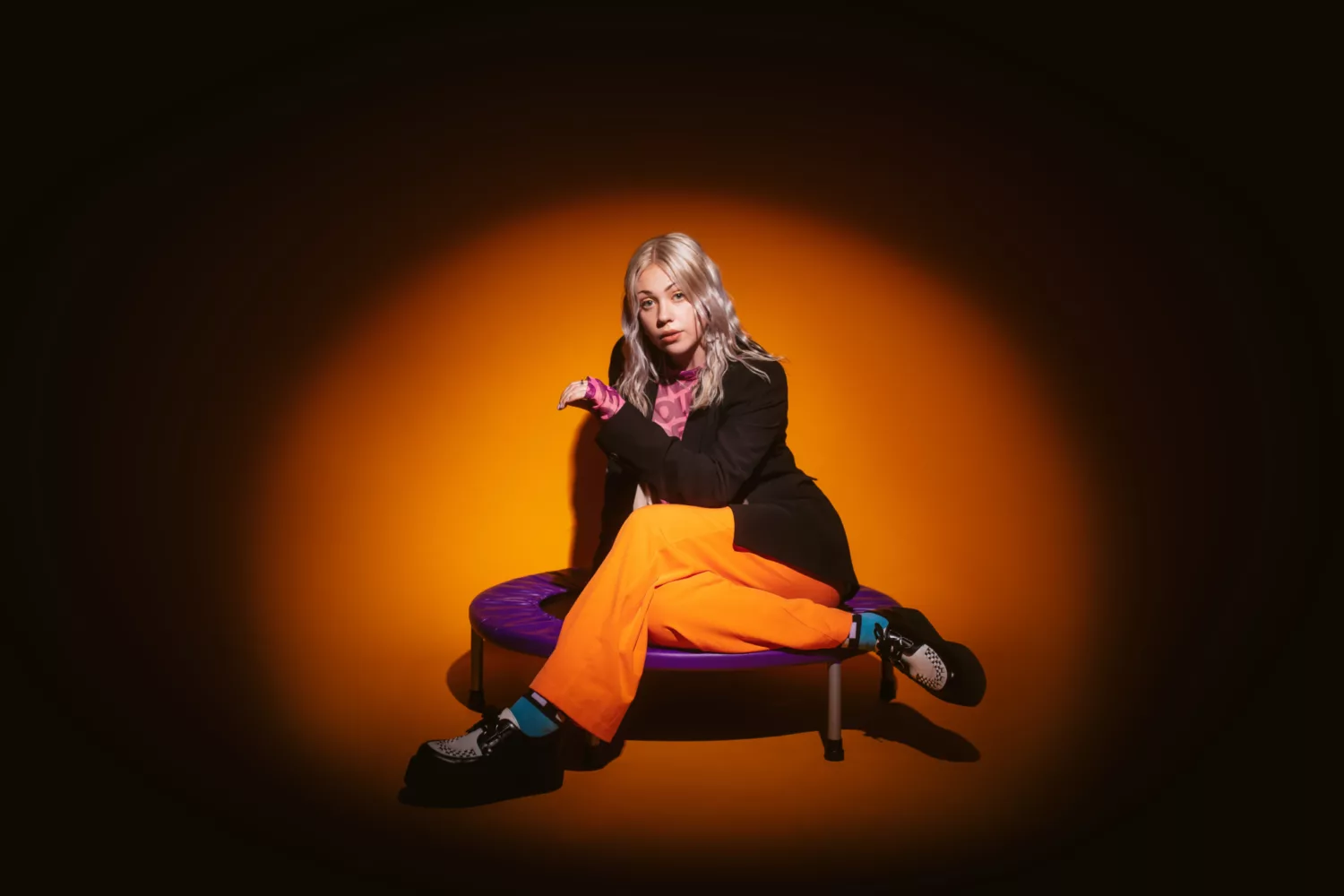 Lauran Hibberd covers 'Rockin' Around The Christmas Tree'