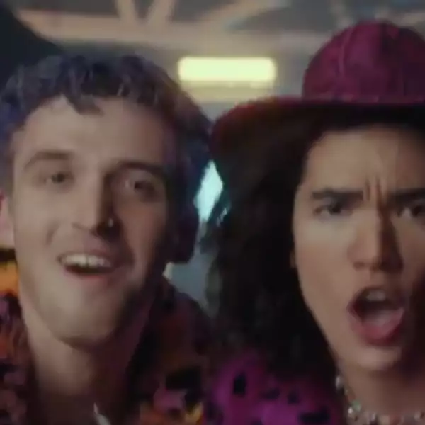 Lauv and Conan Gray tease new collab 'Fake'