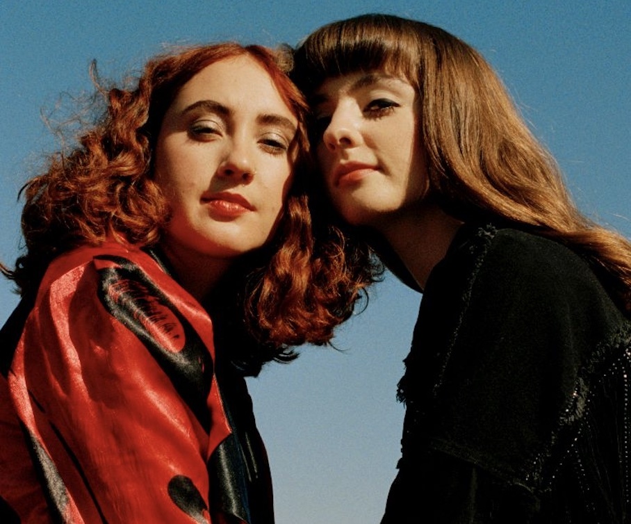 Let's Eat Grandma share new track 'Levitation' and UK tour dates - Vimarsana News