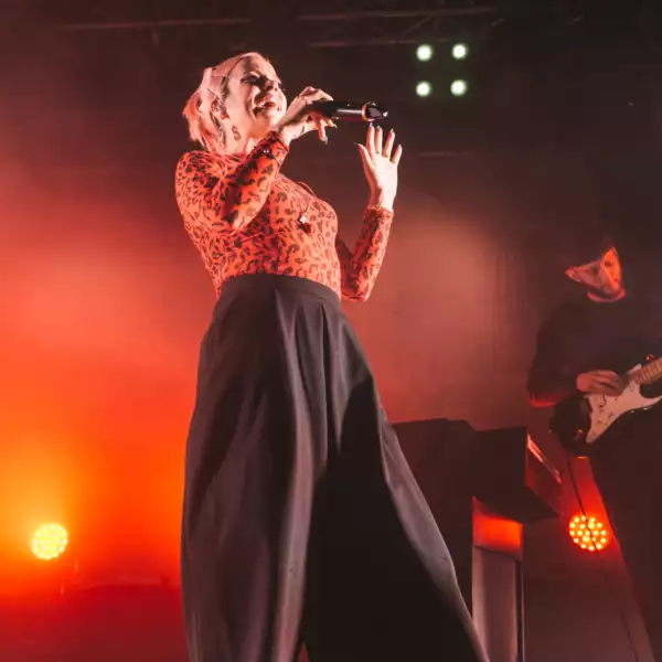 Lily Allen, Tufnell Park Dome, London