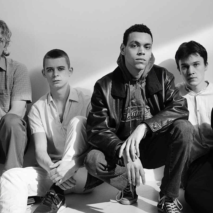 Liss return with new single ‘Talk To Me’