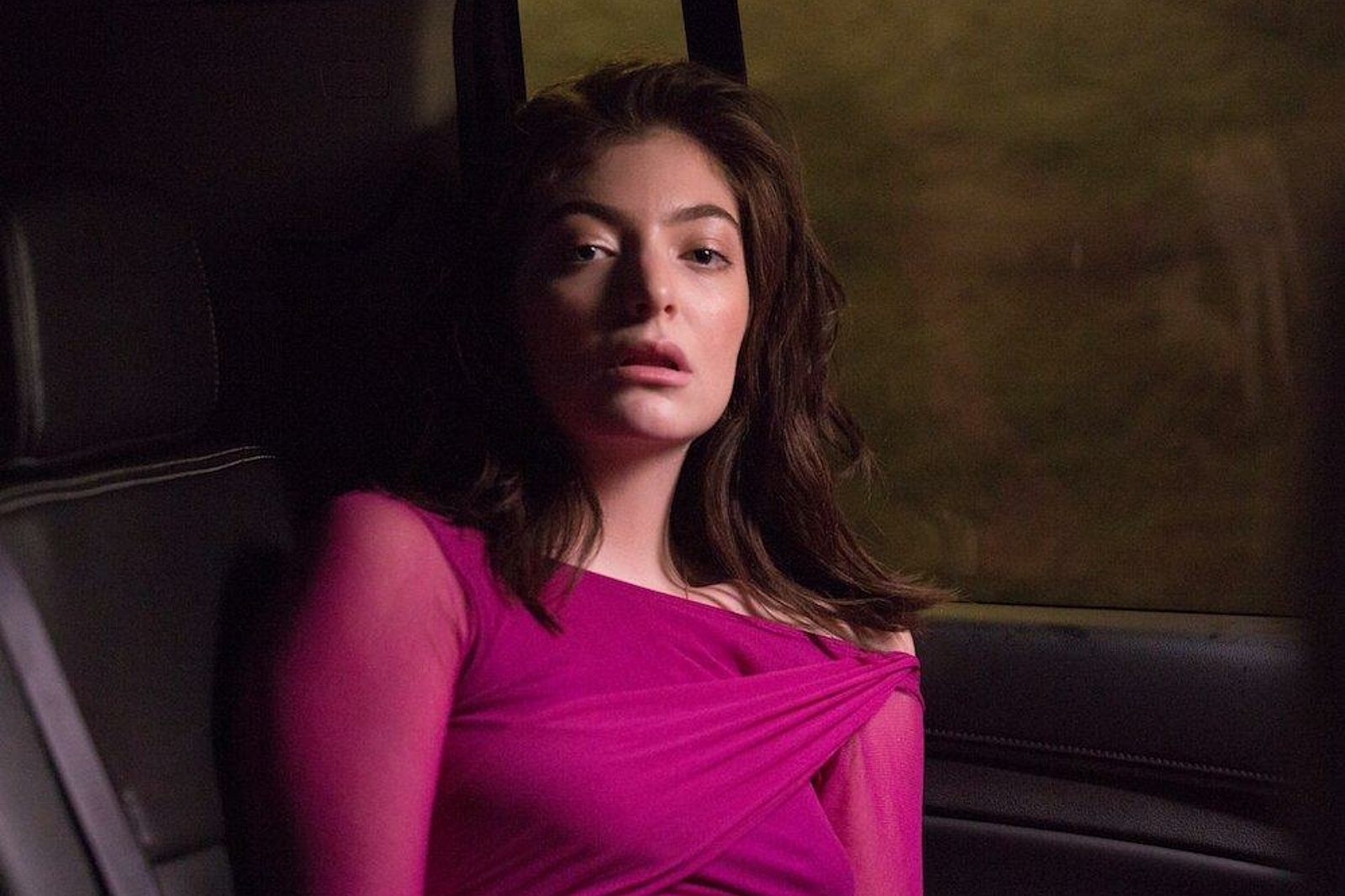Watch Lorde debut ‘Homemade Dynamite’ at Coachella