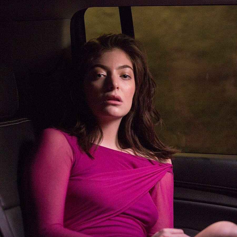 Watch Lorde debut ‘Homemade Dynamite’ at Coachella