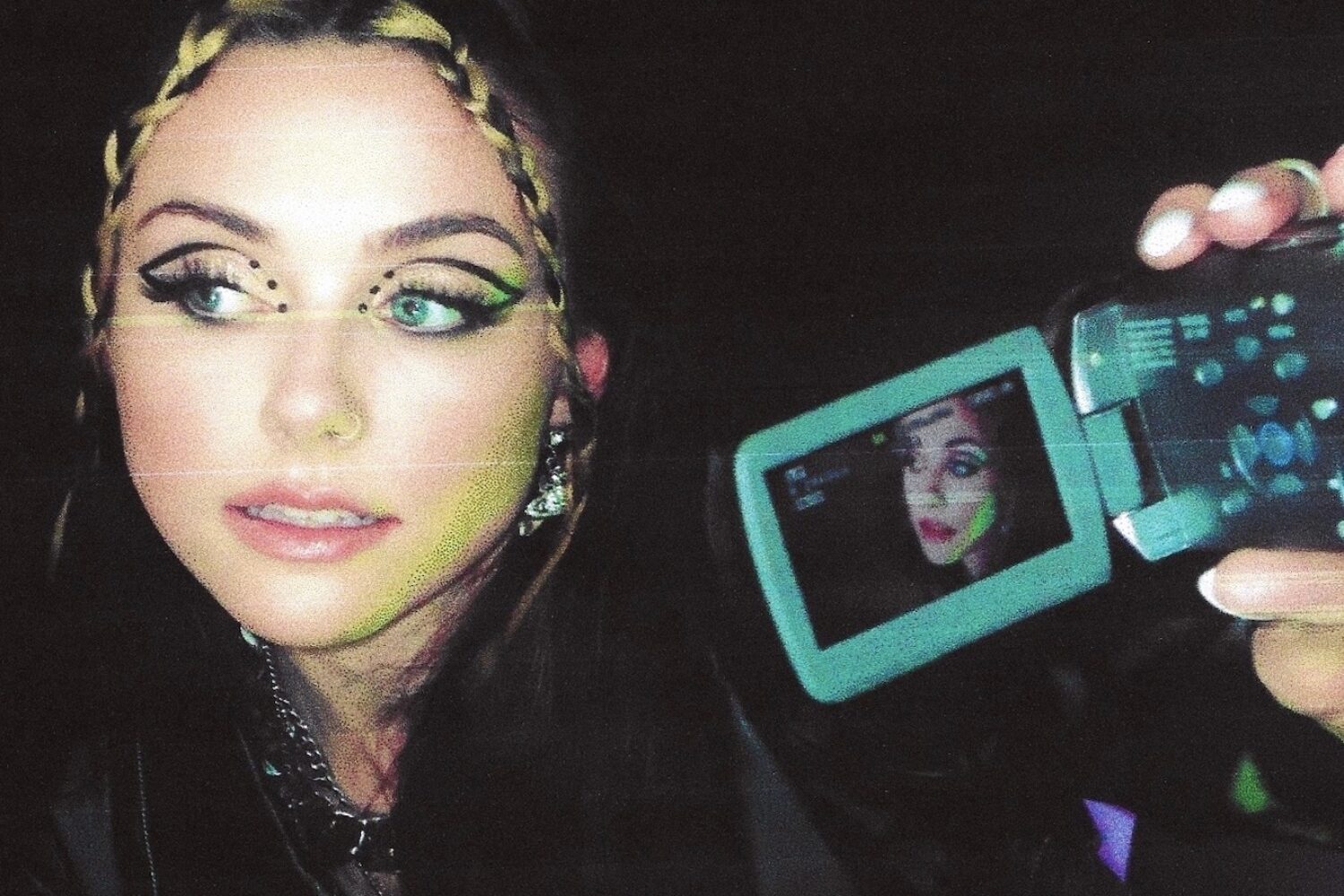 Lucy Deakin shares new track ‘acting like you’re famous’
