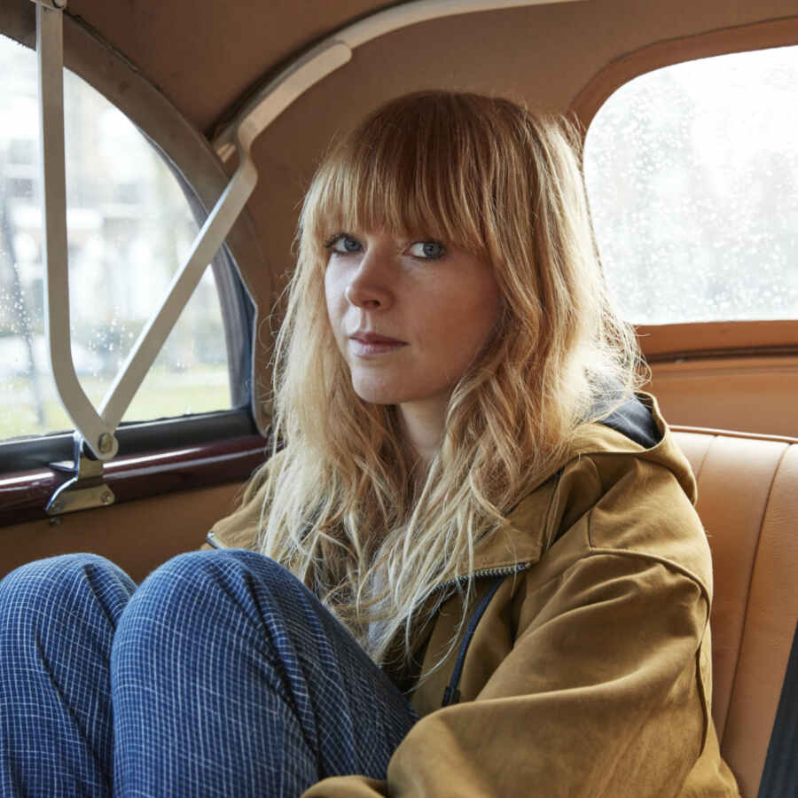 Lucy Rose announces new remix album of 'Something's Changing'